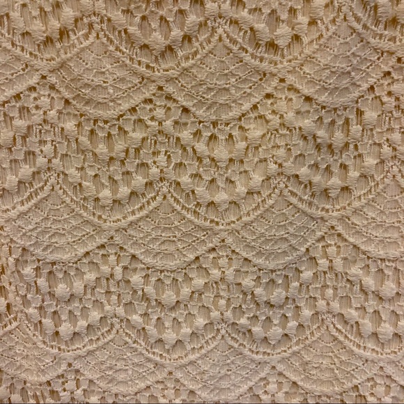 Madewell Crochet Scallop Edge Top - Picture 7 of 8